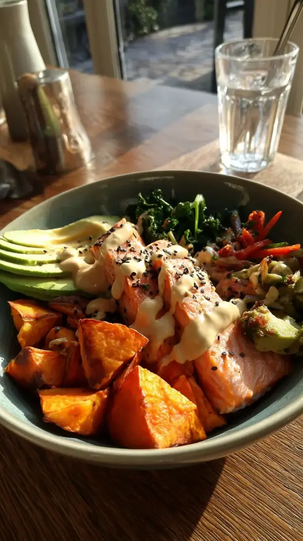 Anti Inflammatory Salmon Bowl